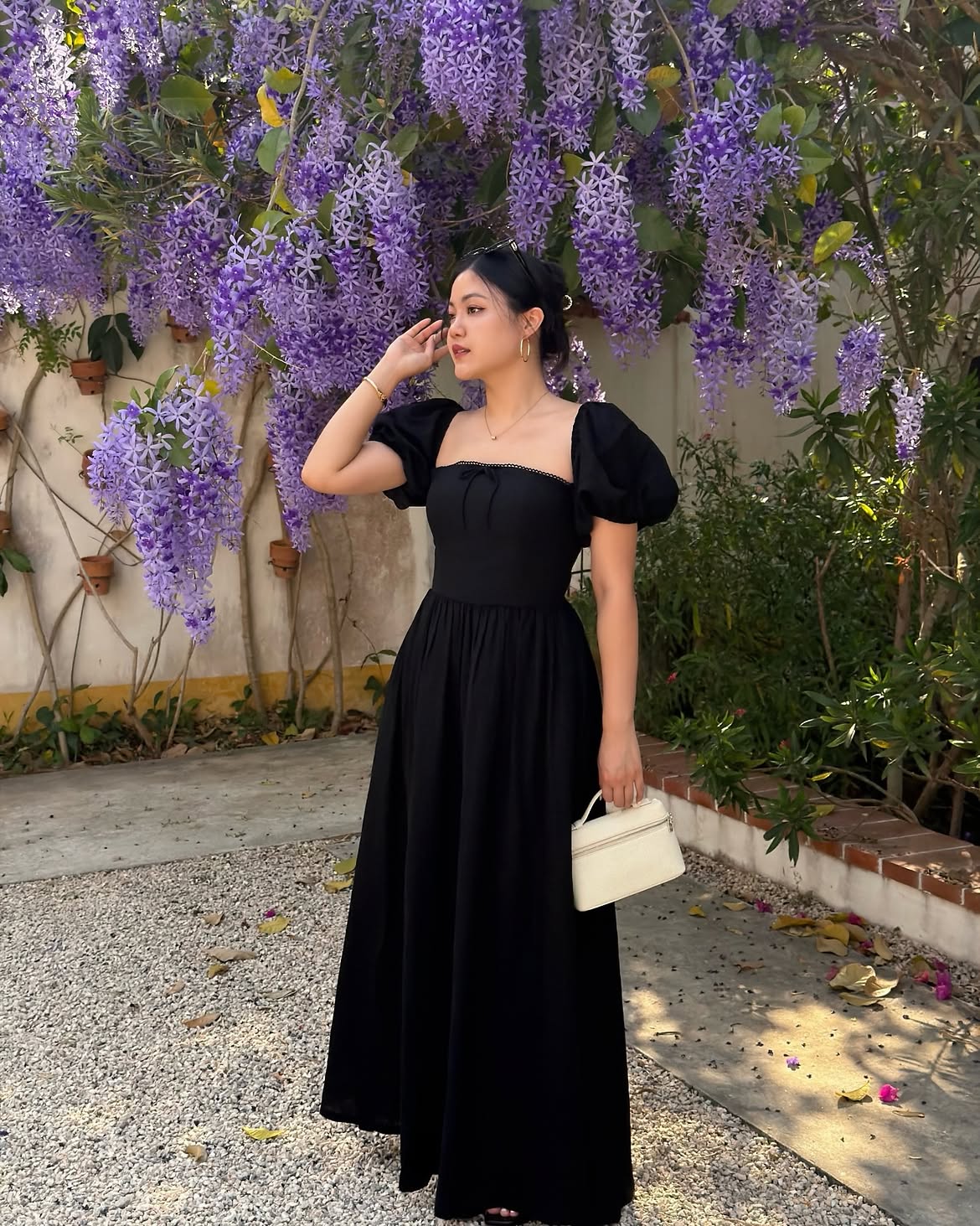 The black daizy maxi dress